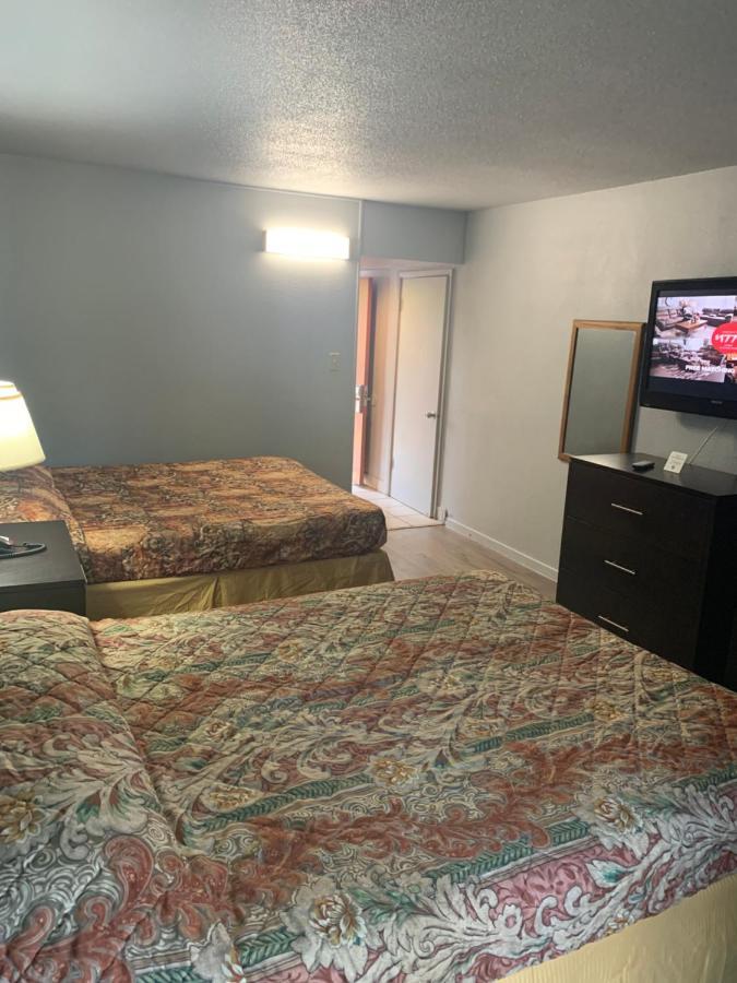Executive Inn Rusk Экстерьер фото